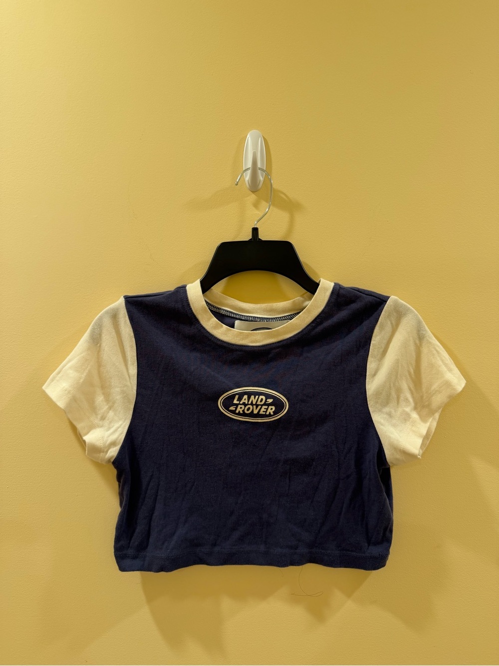 Women’s Navy and Cream Cropped Tee